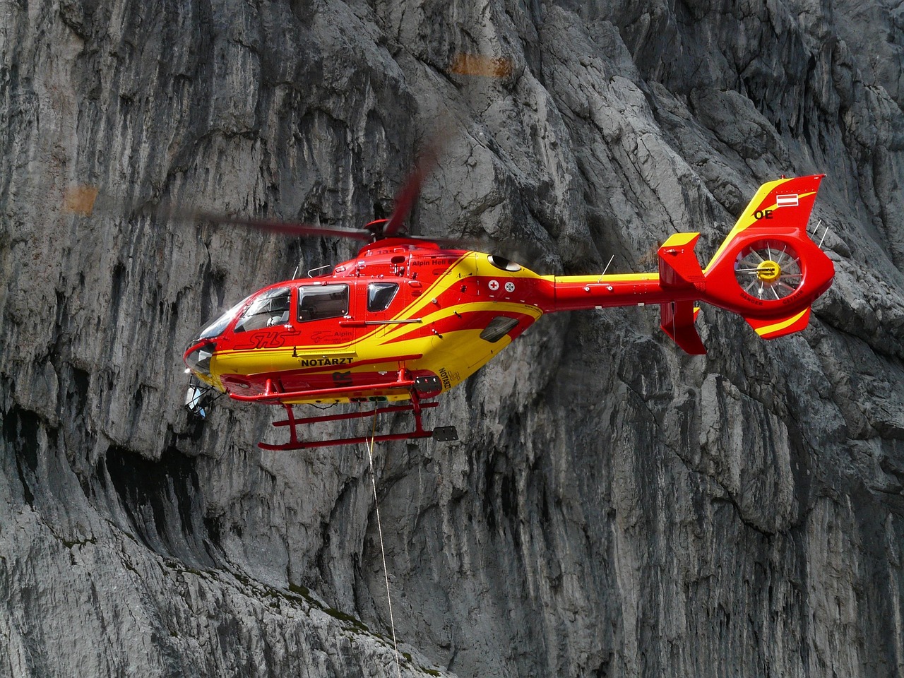 Signaling for Rescue: How to Get Found When You’re Lost